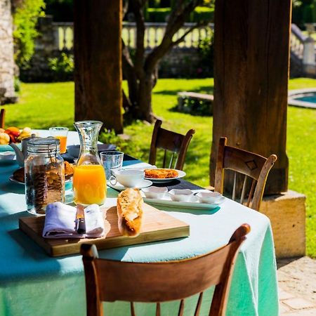 Le Domaine Des Oreades ユゼ エクステリア 写真