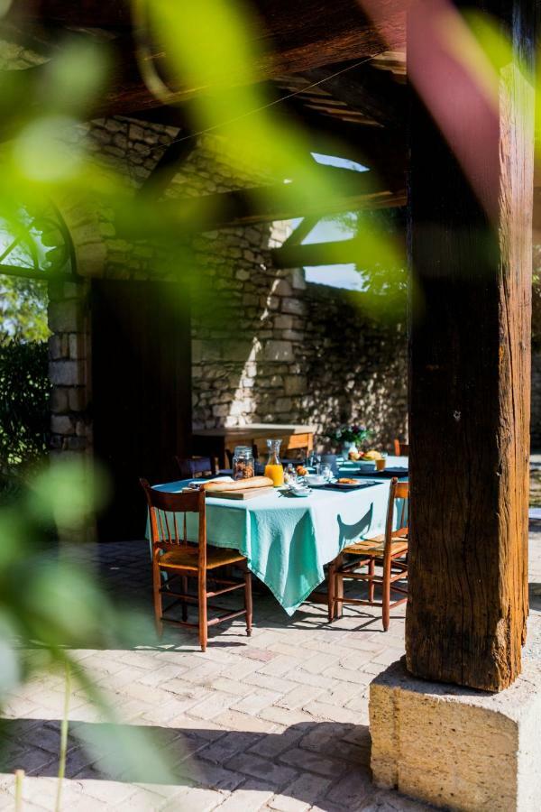 Le Domaine Des Oreades ユゼ エクステリア 写真
